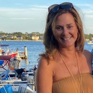 Meet your Posher, Christine